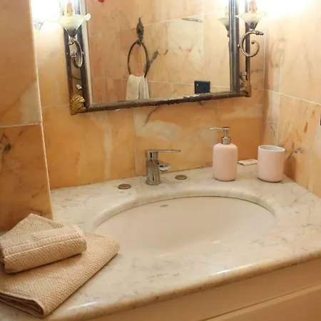 Apartment Le Bifore & Dreams Pisa
